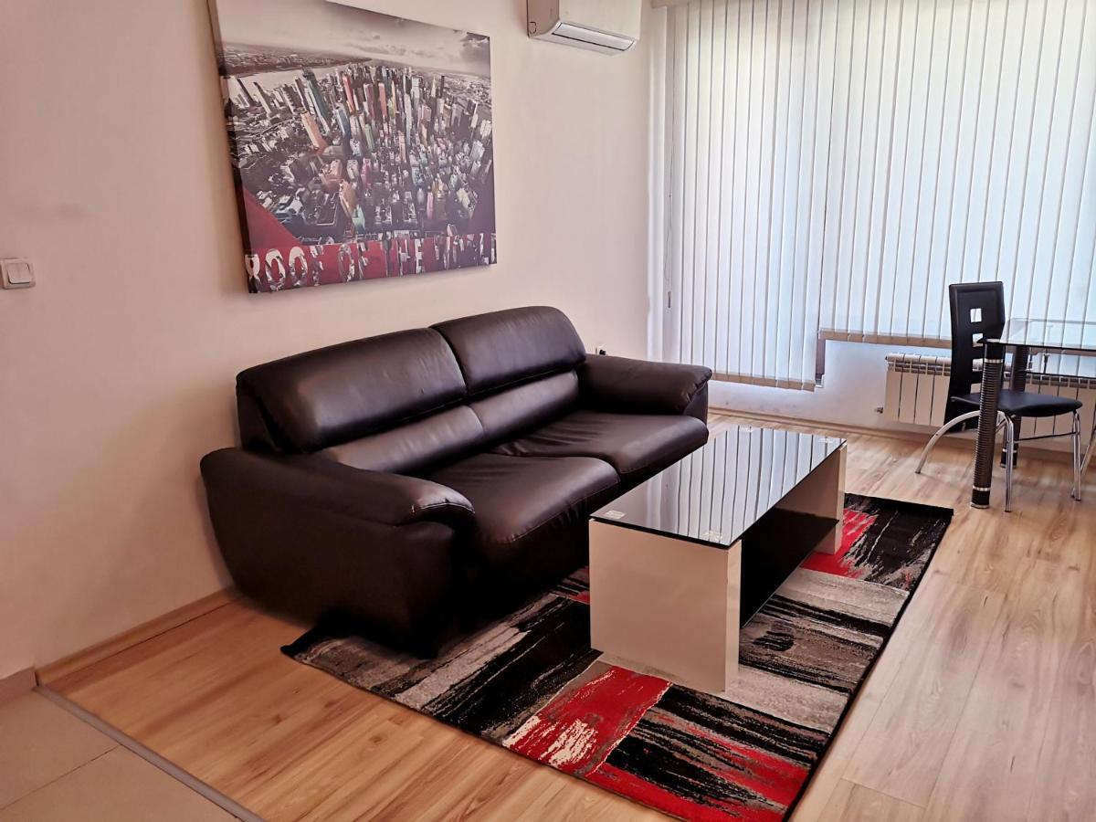 Venice Apartments Sofia Bagian luar foto