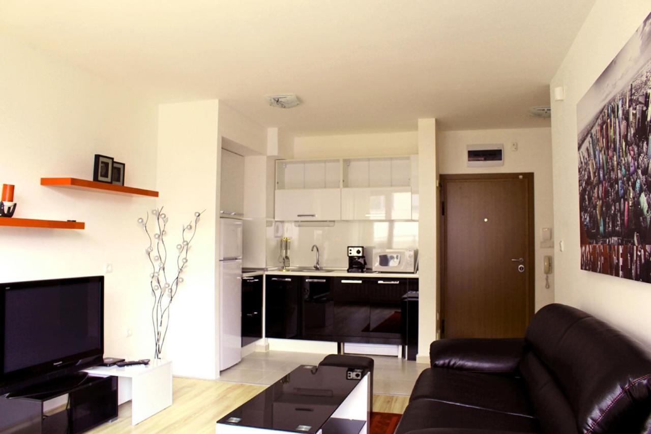 Venice Apartments Sofia Bagian luar foto