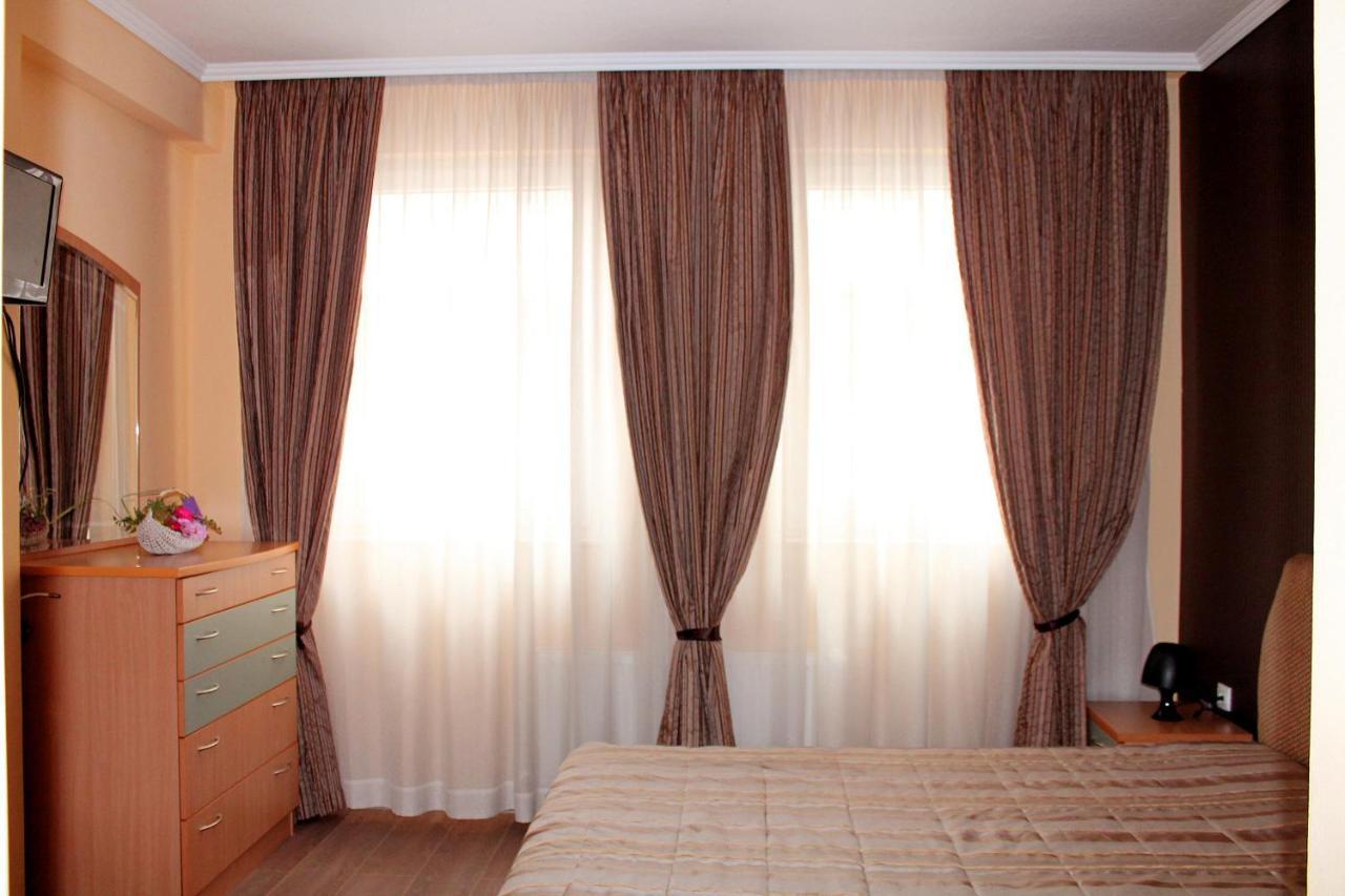 Venice Apartments Sofia Bagian luar foto