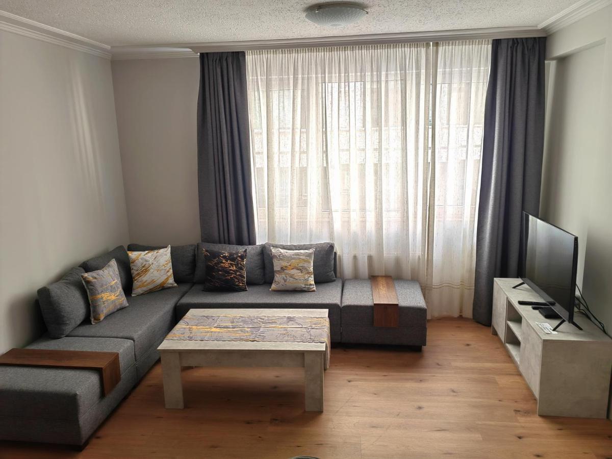 Venice Apartments Sofia Bagian luar foto