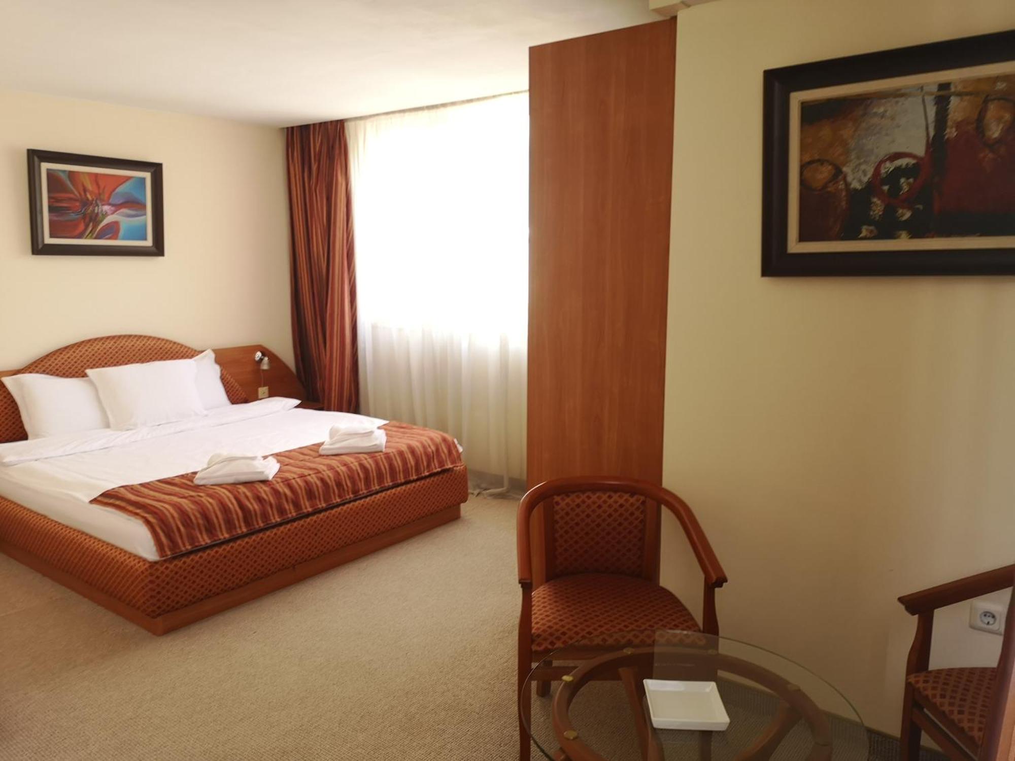 Venice Apartments Sofia Bagian luar foto